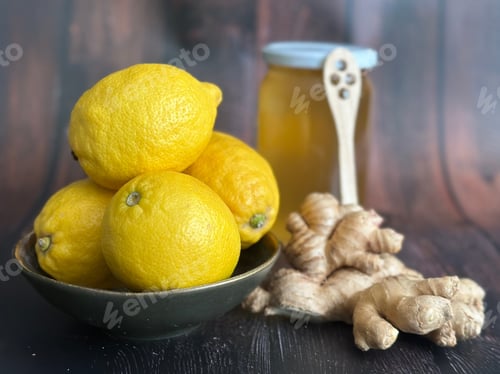 Visualização: Limões frescos, mel e gengibre