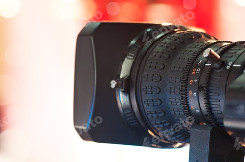 Preview: digital video camera lens