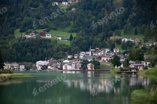 Preview: Beautiful lake, Lago di Alleghe, northern Italy (Belluno province).