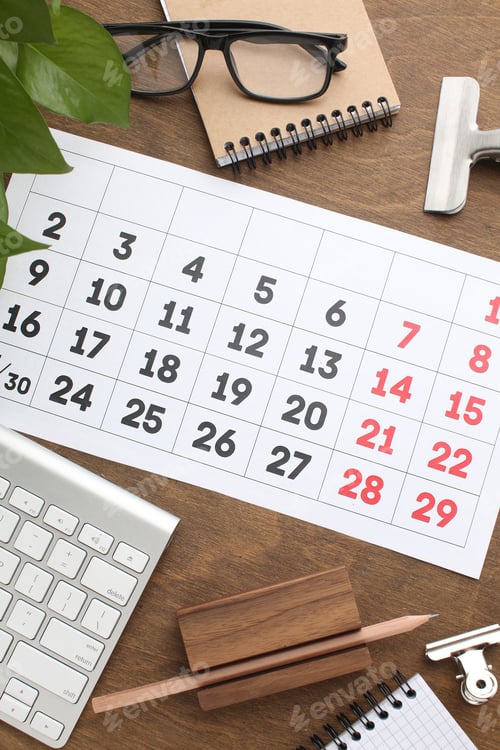 Preview: Desktop calendar on a modern desktop. Schedule and time planning in office and business.