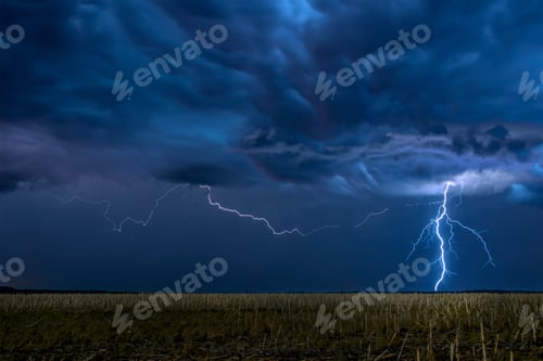 Preview: Lightning storm over field in Oklahoma