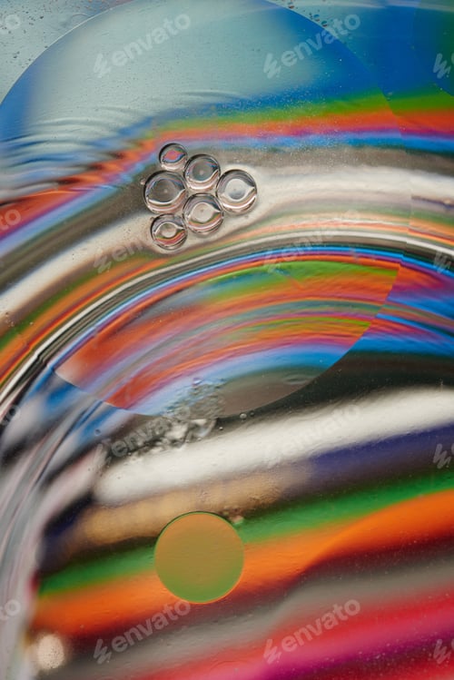 Preview: Oil and water