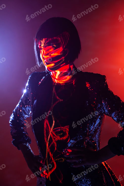 Preview: Stylish woman singing on stage