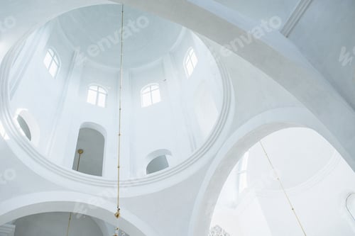 Preview: beautiful white dome inside the church