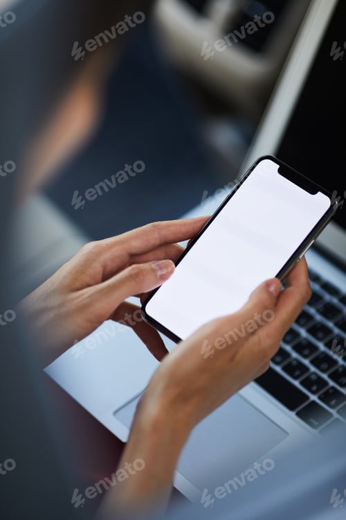 Preview: Closeup Woman Holding Smartphone
