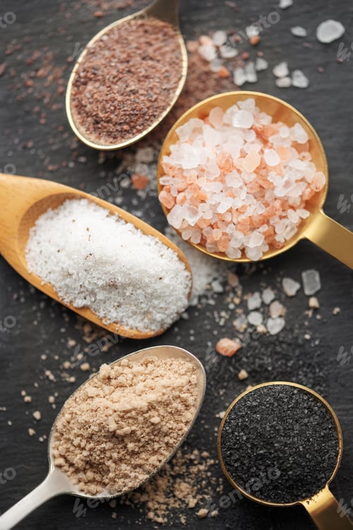 Preview: Spoons with assorted speciality salt