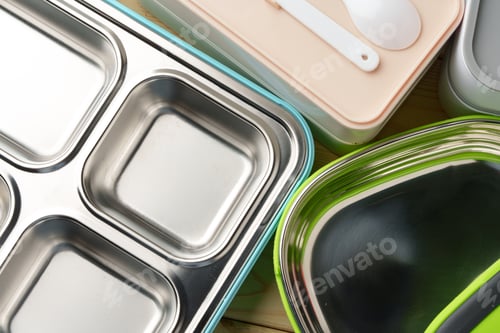 Preview: Many plastic food containers in a shop for background