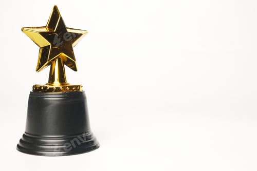 Preview: Star trophy