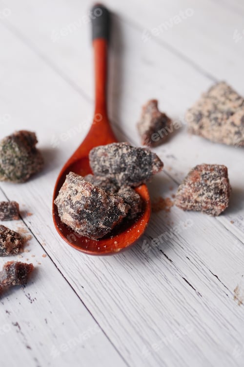 Preview: Himalayan black salt rock crystals,