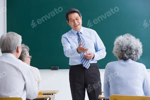 Preview: Teacher and students in university for the elderly