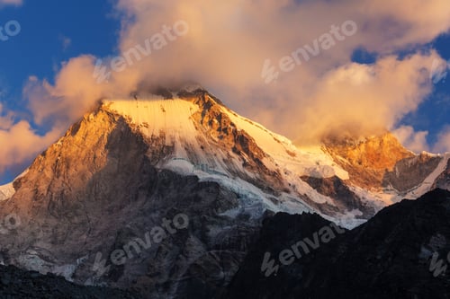 Preview: Cordillera