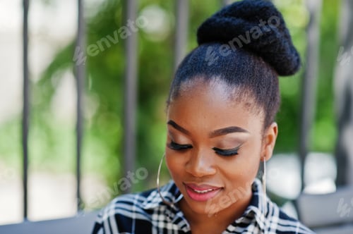 Preview: Close up make up face of african american girl.