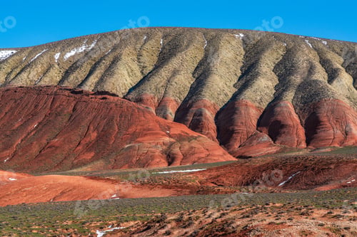 Preview: Amazing beautiful red mountains landscape