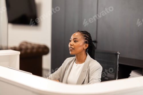 Preview: Office receptionist