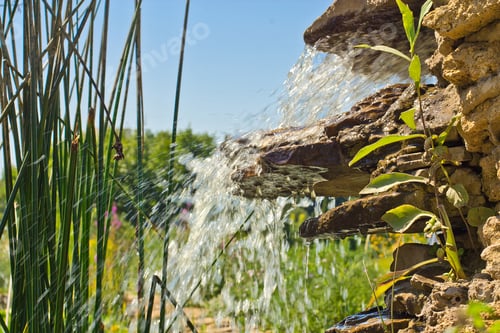 Preview: Little cascade in a garden
