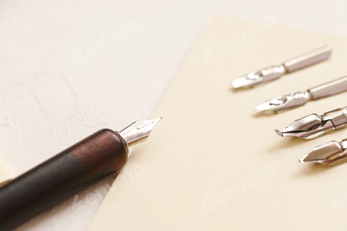 Preview: Calligraphy: Set of vingate fountain pens. Artistic equipment. Calligraphic accessories