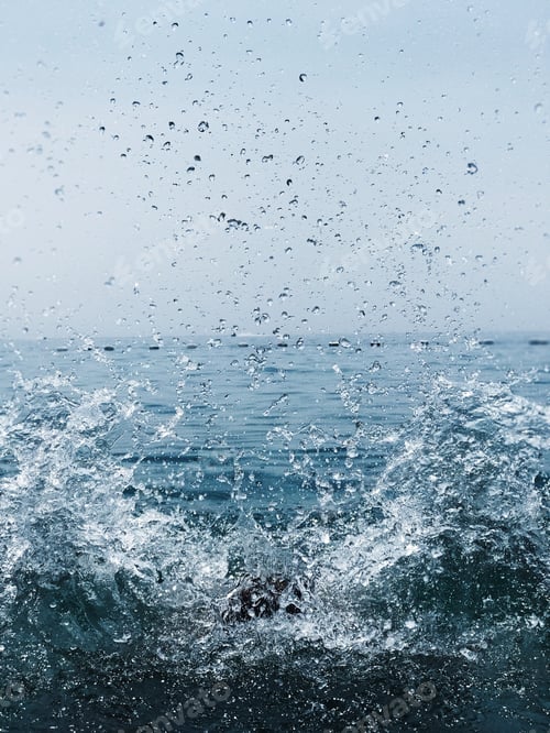 Preview: Water splash.
