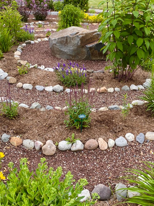 Preview: Labyrinth in churchyard
