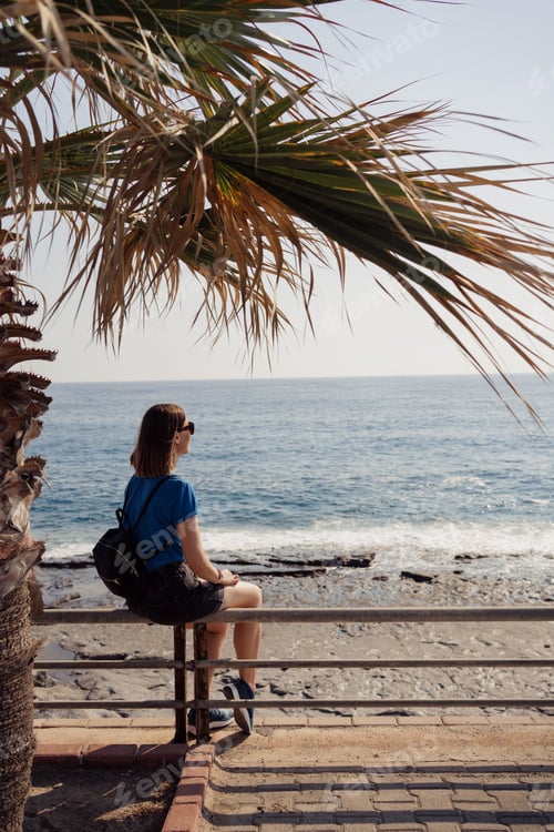 Preview: Travel, woman enjoy sea view
