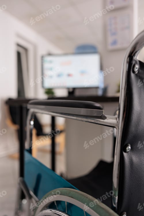 Preview: Company data analysis office wheelchair accessible