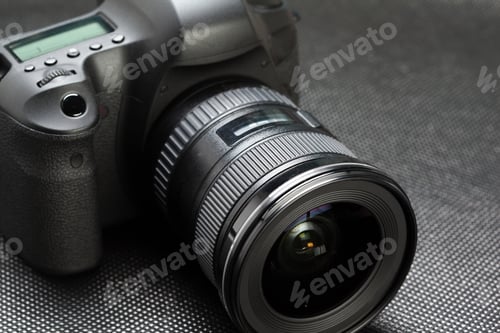 Preview: digital SLR camera