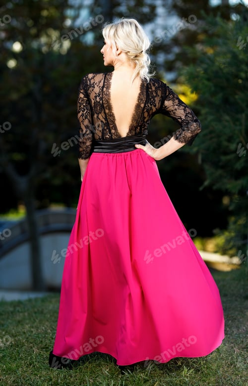 Preview: Portrait Of Adult Fashionable Elegant Woman In The City.