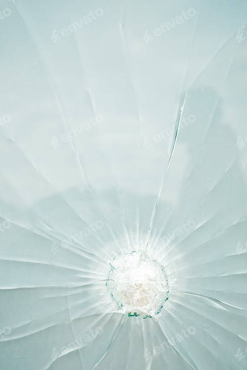 Preview: Image of a broken glass after vandalism