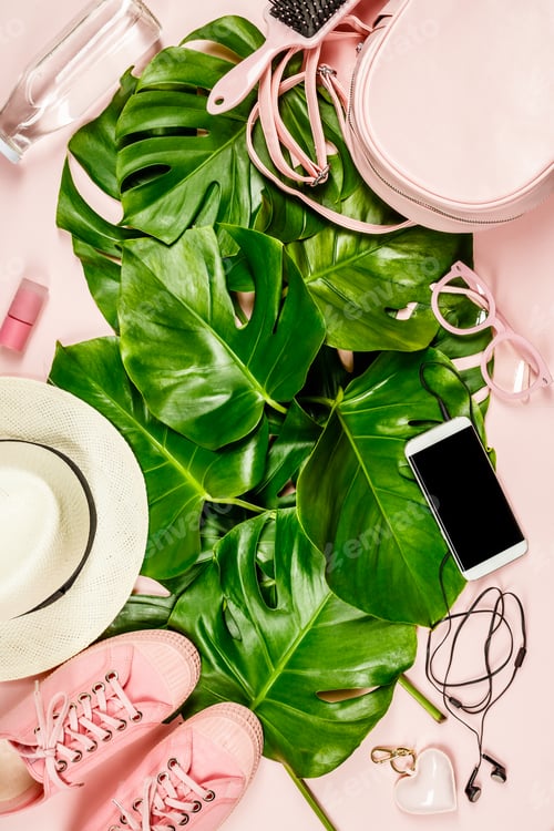 Preview: Beautiful flat lay with trendy accessories