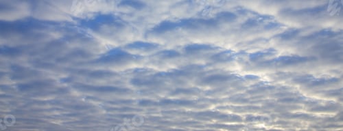 Preview: Texture of a gloomy cloudy sky at dawn