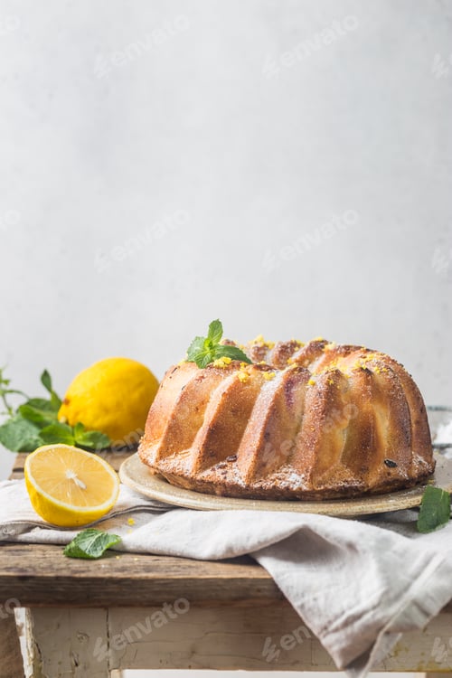 Preview: Lemon bundt cake