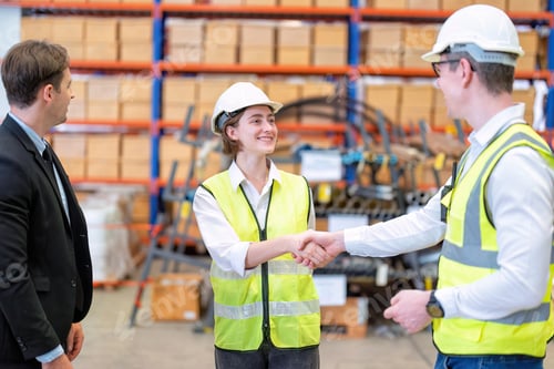 Preview: Group of worker working in warehouse