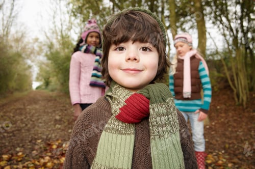 Preview: Boy and two girls on country lane