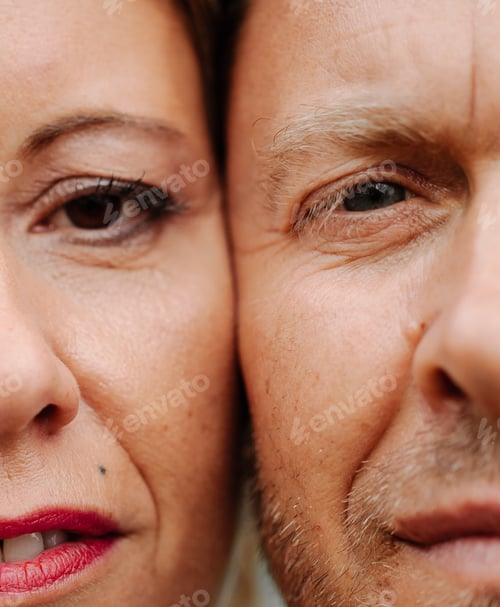 Preview: Middle aged couple