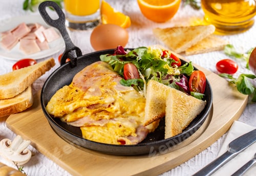 Preview: Omelette with ham and cheese