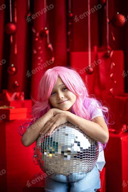 Preview: Vanilla Girl. Kawaii vibes. Little girl with pink hair have party on red Christmas background