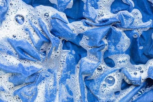 Preview: Washing Jeans shirt, soaked