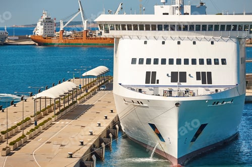 Preview: Cruise docked at the harbor. Mallorca. Balearic islands. Spain