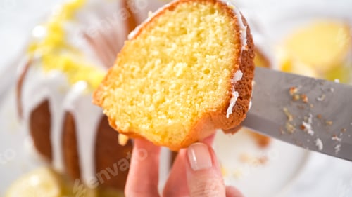 Preview: Lemon bundt cake