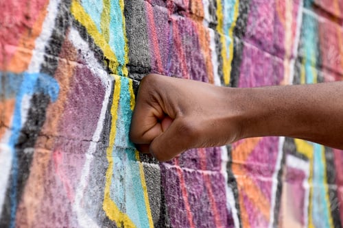 Visualização: Primeiro bater em uma parede colorida