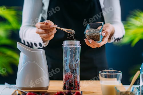 Preview: Making Healthy Shake with Chia Seed and Berries