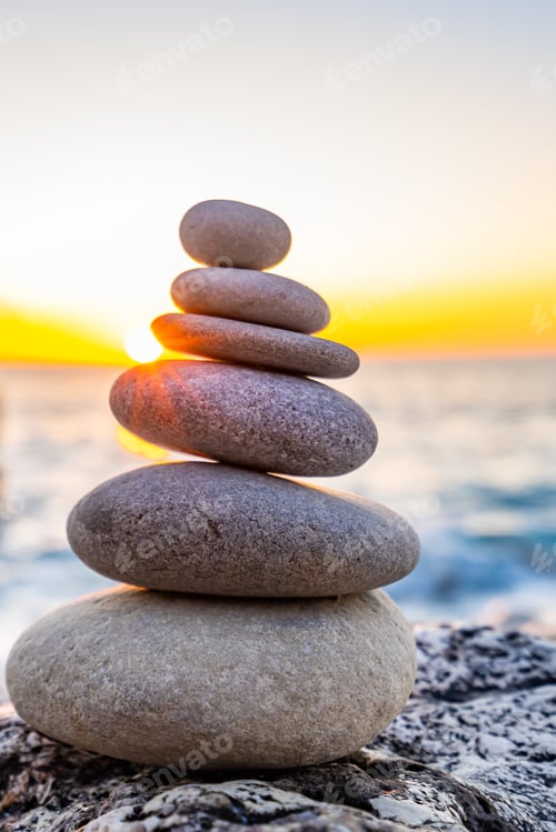 Preview: Stacked stones at the beach