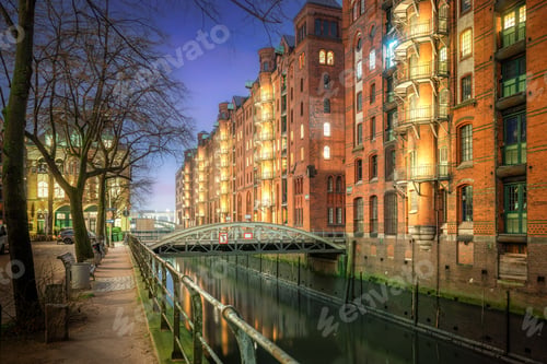 Preview: Brick Buildings, Canal at Speicherstadt warehouse district at night - Hamburg, Germany
