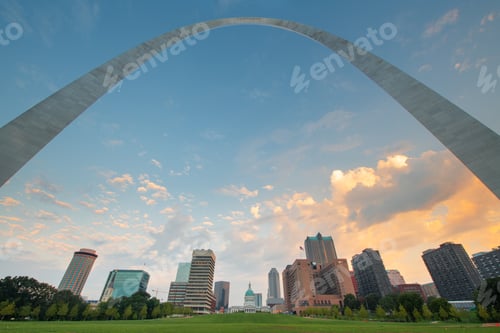 Preview: St. Louis, Missouri, USA Downtown Cityscape