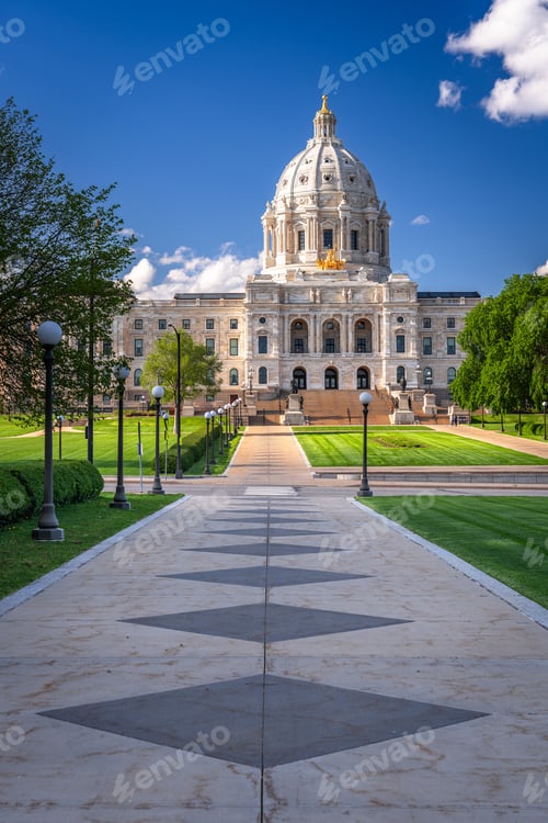 Preview: St. Paul, Minnesota, USA at the State Capitol Building