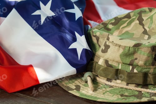 Preview: US flag with camouflage combat hat