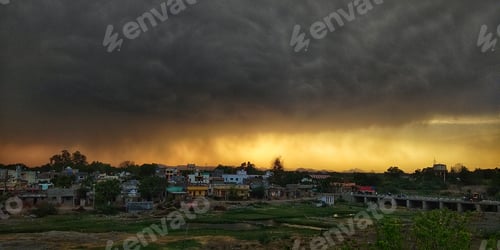 Preview: Sunset with dark clouds