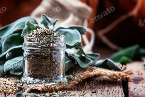 Preview: Dried and fresh sage