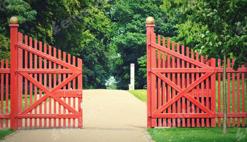 Preview: An entrance to the public park