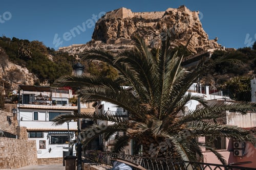 Preview: Streets of Alicante
