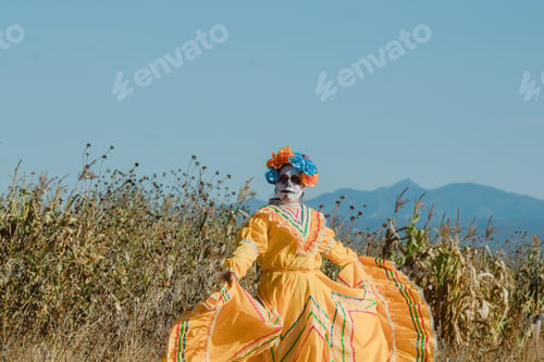 Preview: On the Day of the Dead, people in nature